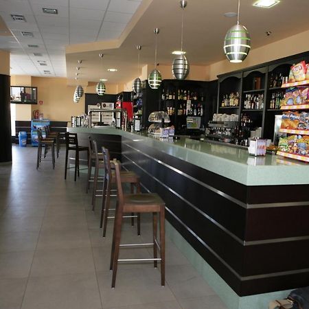 Hotel Bruma II A Gudina Bagian luar foto